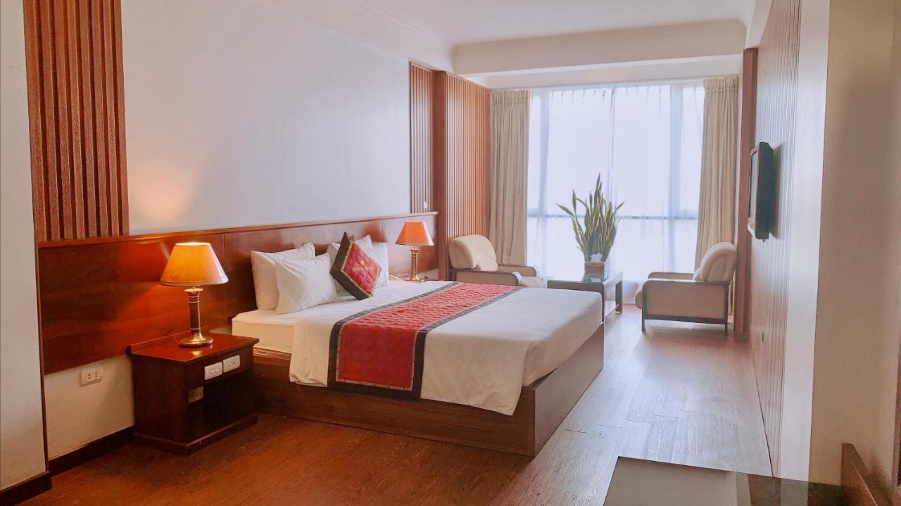 Hanz Regal Hotel Hanoi Bagian luar foto