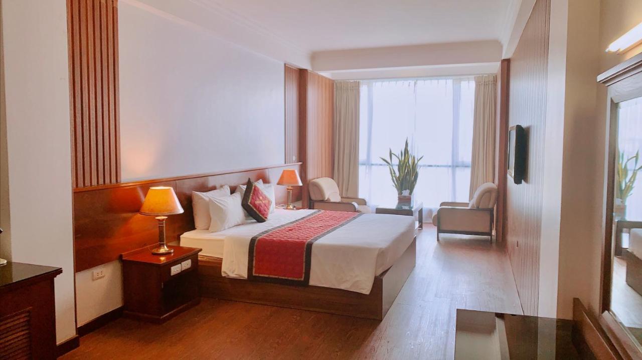 Hanz Regal Hotel Hanoi Bagian luar foto